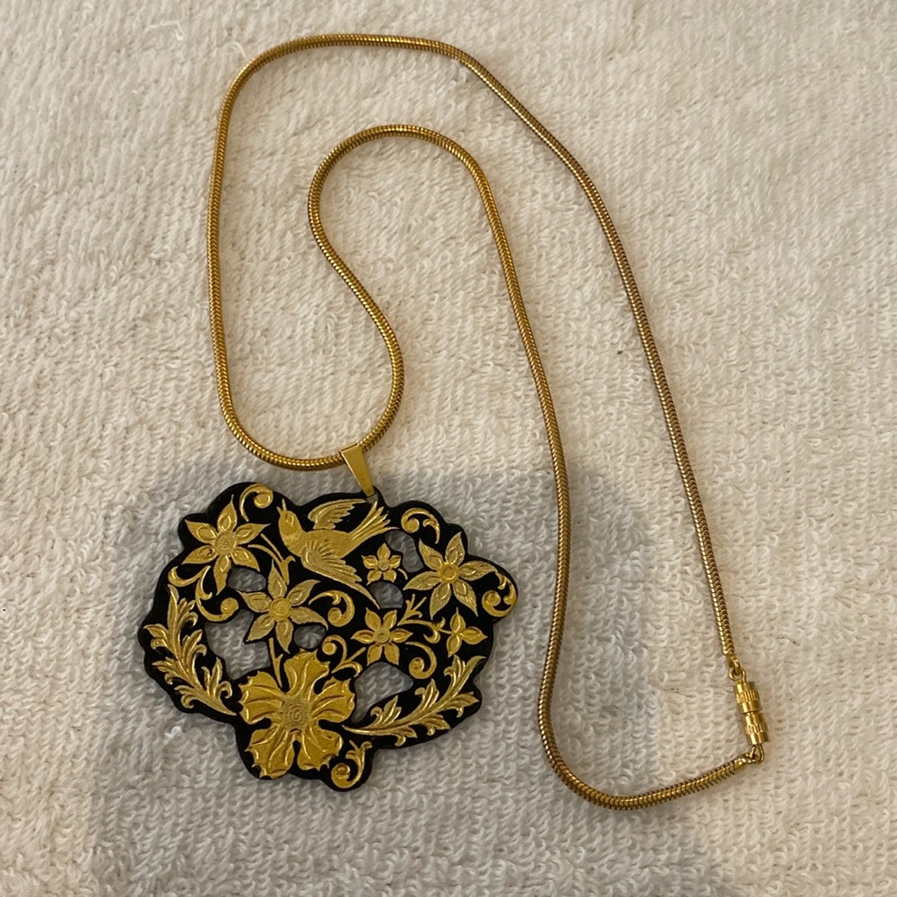Damascene Pendant Necklace gold tone swallow birds flowers large